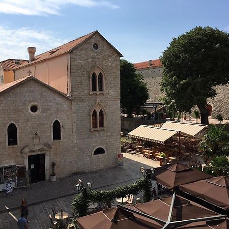Squere 44 Apartment Budva Luaran gambar